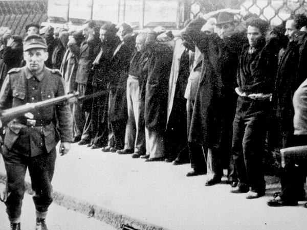 SHOAH, APRE LA MOSTRA “DEPORTATI. LA DEPORTAZIONE POLITICA IN FRIULI (1943-1945)