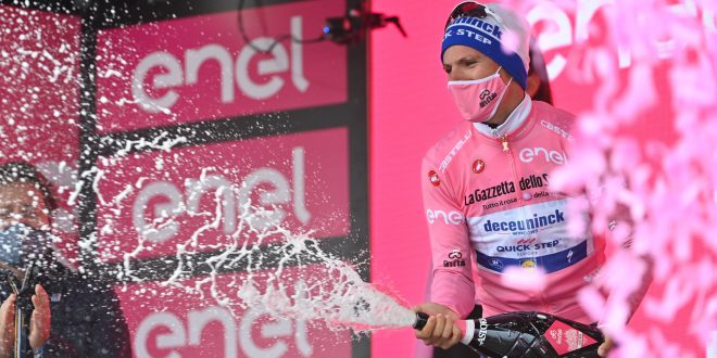 Jonathan Caicedo vince la tappa 3 del Giro d’Italia, Almeida nuova Maglia Rosa ai centesimi