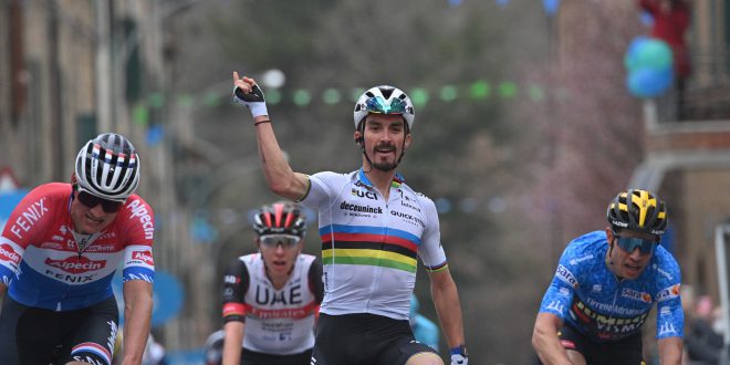 Julian Alaphilippe ha vinto la seconda tappa della Tirreno-Adriatico