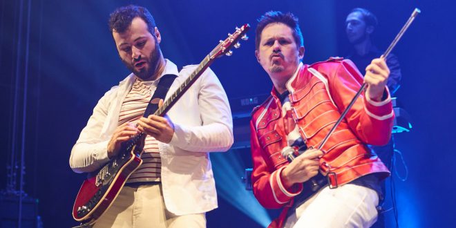 VENERDì 26 LUGLIO 2019 h 21  Piazzale Castello di San Giusto  6 Pence – Queen Tribute “A night in the castle”