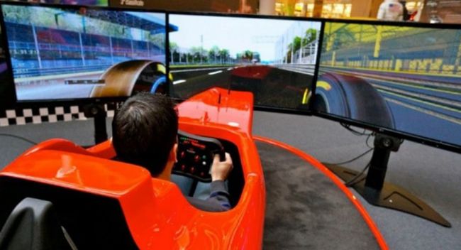 Simulatore di F1 al Belforte di Monfalcone: un fine settimana per sentirsi piloti