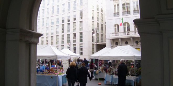 “Impressioni di Natale” III edizione: l’associazione Arti in Piazza l’1 e 2 dic. Trieste