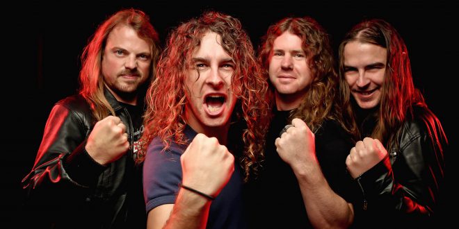 Gli AIRBOURNE, considerati gli eredi degli Acdc, live a Lignano Sabbiadoro per un’unica data italiana. Ad aprire la serata i FAKE IDOLS