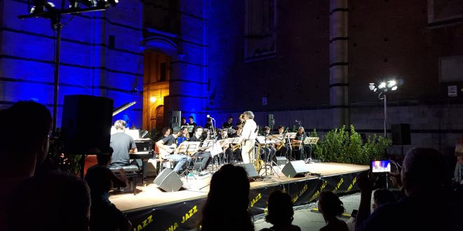 49ma edizione Siena Jazz 1 e 3 agosto Piazza Jacopo della Quercia