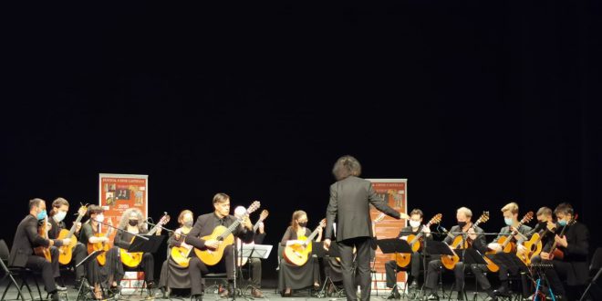 Sabato 14 agosto: Gorizia Guitar Orchestra e Solisti ad Arta Terme evento off di Festival DARTE