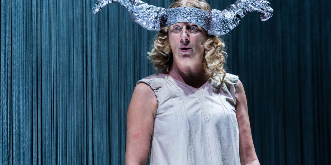 Teatro Verdi Gorizia Mercoledì 12 feb. Angela Finocchiaro in veste inedita con “Ho perso il filo”