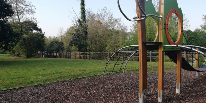 Pordenone : Nuova recinzione nel parco dei laghetti di Rorai