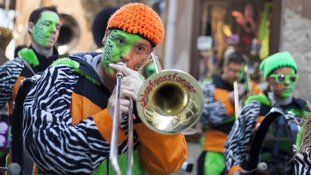 Si apre domenica 19 febbraio con la consegna delle chiavi della Città a Re e Regina e la I Corsa del Carnevale il Carnevale di Trieste 2017