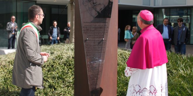 Pordenone ricorda il cardinale Celso Costantini con una stele