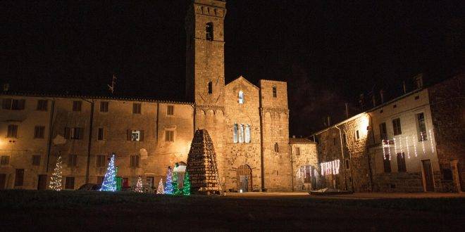 Ad Abbadia San Salvatore le Fiaccole accendono il Natale:  si rinnova una delle più antiche feste del fuoco italiane