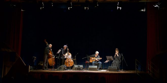 Domenica 6 marzo CESENA Al Teatro Verdi di Cesena il nuovo progetto musicale al femminile della cantautrice Paola Sabbatani