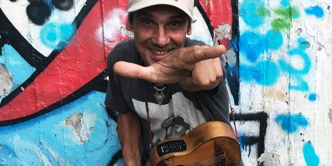 NO BORDERS MUSIC FESTIVAL: il 30 luglio MANU CHAO in concerto ai Laghi di Fusine