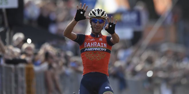 VINCENZO NIBALI CONQUISTA IL LOMBARDIA 2017!