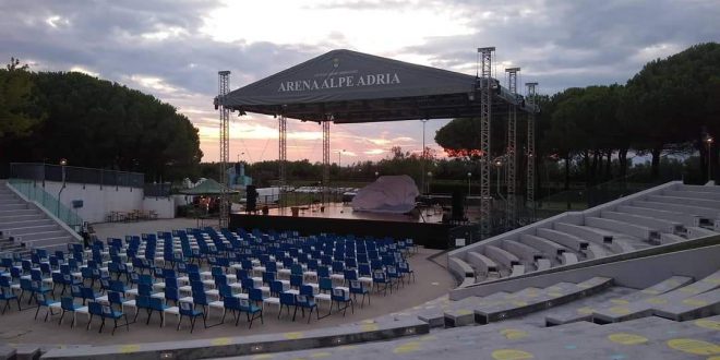 NOTTINARENA 2021 a LIGNANO SABBIADORO: oltre quaranta spettacoli dalvivo dal 3 giugno sul palco dell’Arena Alpe Adria