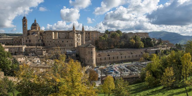 LE MARCHE CELEBRANO RAFFAELLO  A COMINCIARE DA URBINO