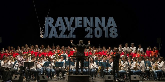 Dal 3 al 12 maggio Ravenna Jazz tra i cui protagonisti spiccano Massimo Ranieri, Paolo Fresu, Richard Galliano e i New York Voices.