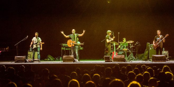 La Rino Gaetano Band ha entusiasmato il pubblico di Palmanova nonostante le restrizioni del Covid-19