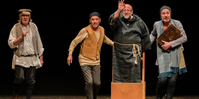 TEATRO COMUNALE di CORMONS, il 5 e il 6 LUGLIO, alle 20.30 Guarnerius, mangjâ libris e sfueâ parsuts