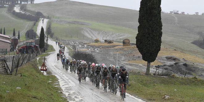 Strade Bianche 2019 – tutti a caccia di Benoot e van der Breggen