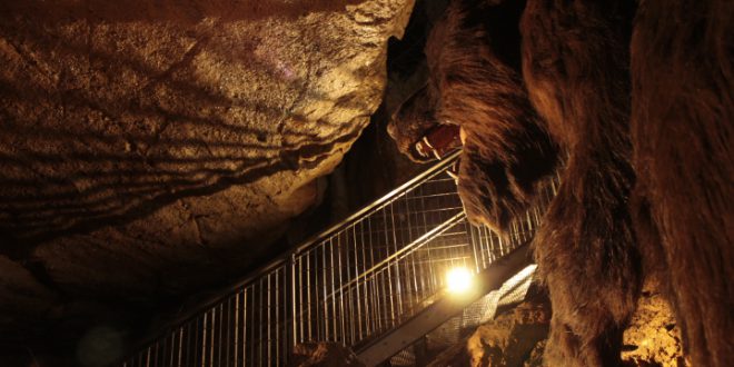 Grotte di Villanova, riammesse le comitive: partenza da record conoltre 1500 presenze a giugno. Al via gli eventi di luglio