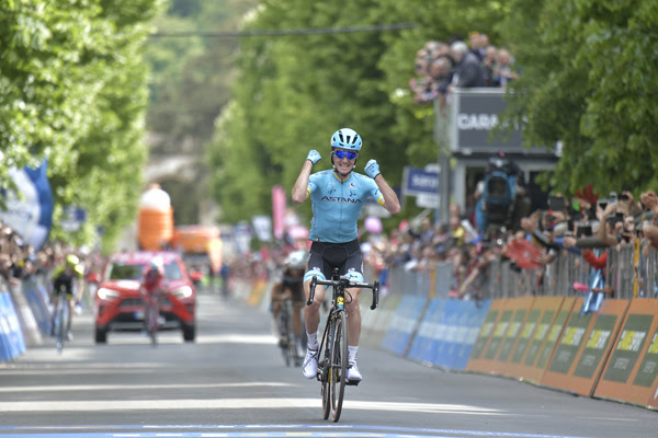 Pello Bilbao ha vinto la Tappa 7 del Giro d’Italia, Conti ancora Maglia Rosa