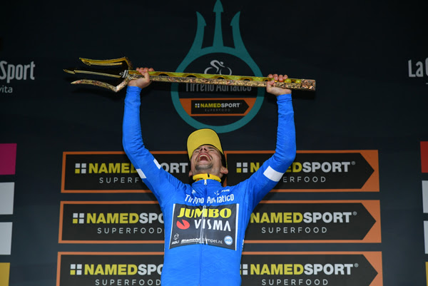 Primoz Roglic vince la 54a Tirreno-Adriatico per soli 31 centesimi di secondo su Adam Yates